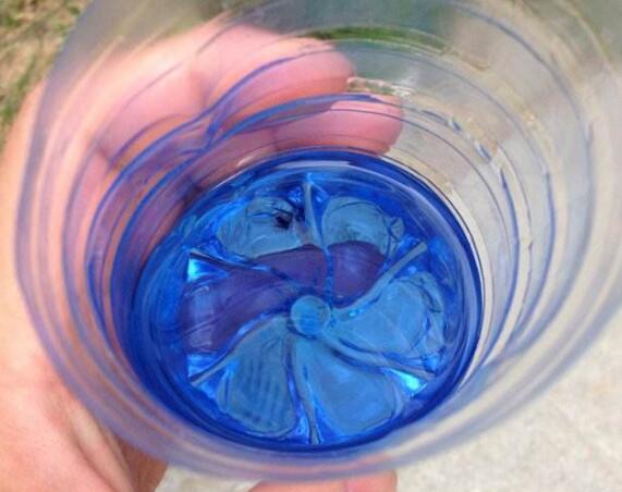 唯美公司的洗衣液样品为啥要收费? 唯美公司的洗衣液样品为啥要收费?