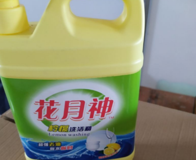 杂牌子洗衣液为什么很便宜? 杂牌子洗衣液为什么很便宜?